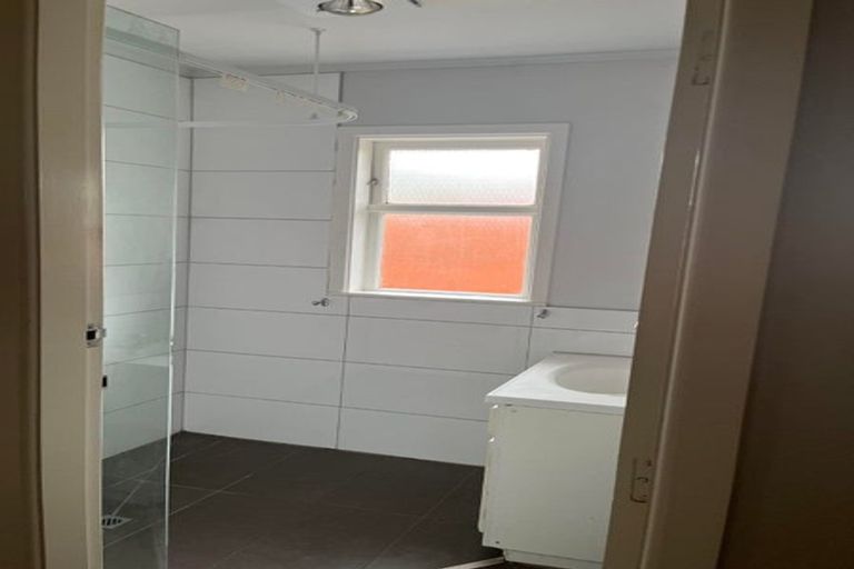 Photo of property in 3/1068 Fergusson Drive, Clouston Park, Upper Hutt, 5018