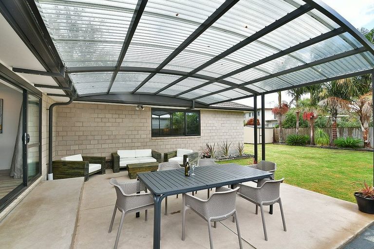 Photo of property in 27 The Circle, Manly, Whangaparaoa, 0930