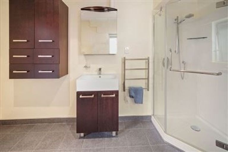 Photo of property in 13 Katui Street, Castor Bay, Auckland, 0620