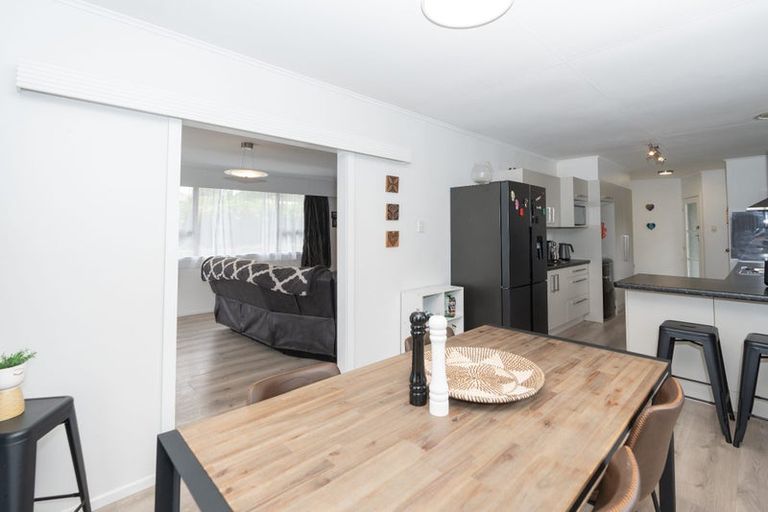 Photo of property in 54 Morrow Avenue, St Andrews, Hamilton, 3200