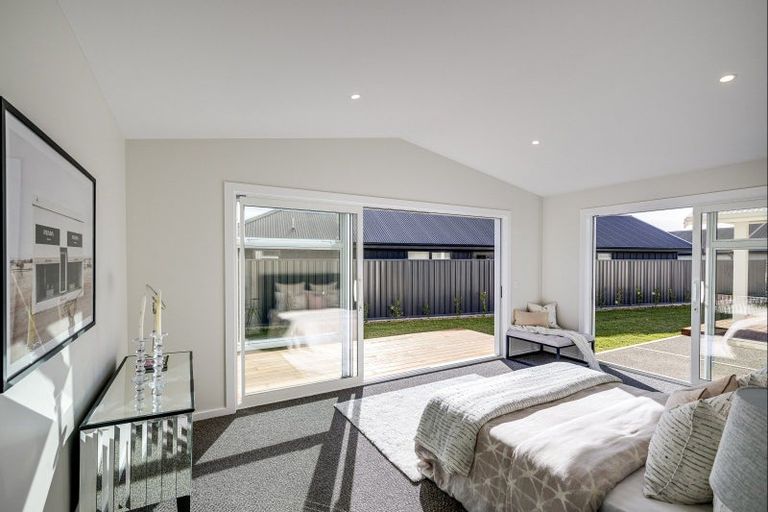 Photo of property in 18 Rich Rise, Havelock North, 4130
