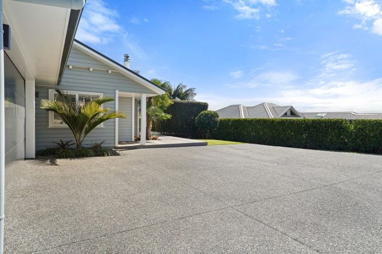 Photo of property in 5 Owen Place, Omokoroa, 3114