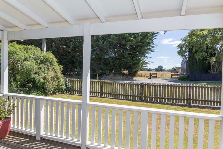 Photo of property in 27 Smith Street, Dannevirke, 4930