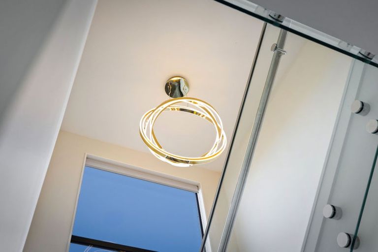Photo of property in 33a Jillteresa Crescent, Half Moon Bay, Auckland, 2012