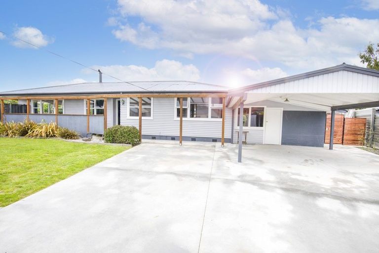 Photo of property in 24 Warwick Crescent, Taradale, Napier, 4112