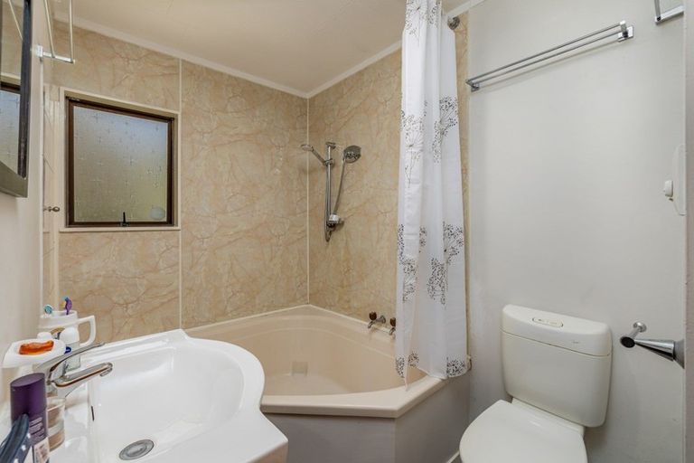 Photo of property in 40 Amokura Drive, Kerikeri, 0230