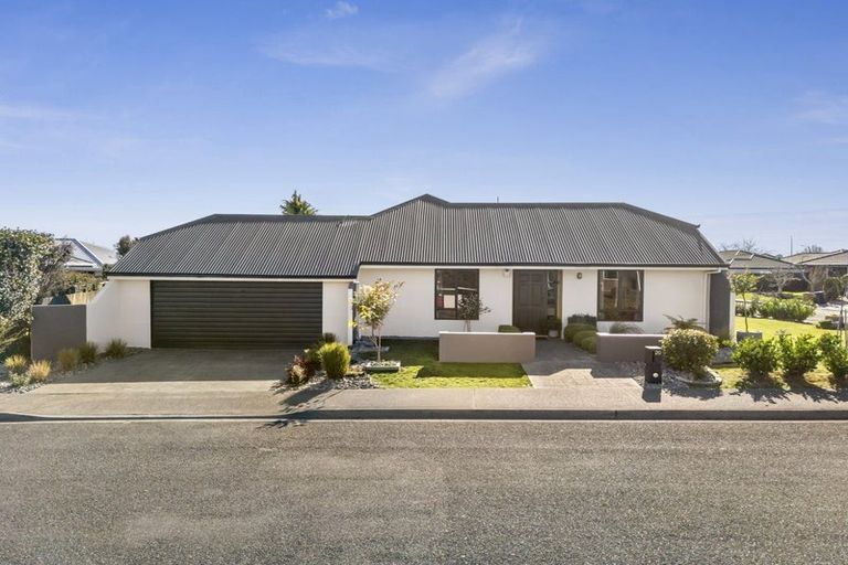 Photo of property in 20 Tyree Drive, Stoke, Nelson, 7011