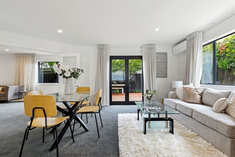 Photo of property in 2/51 Watford Street, Strowan, Christchurch, 8052