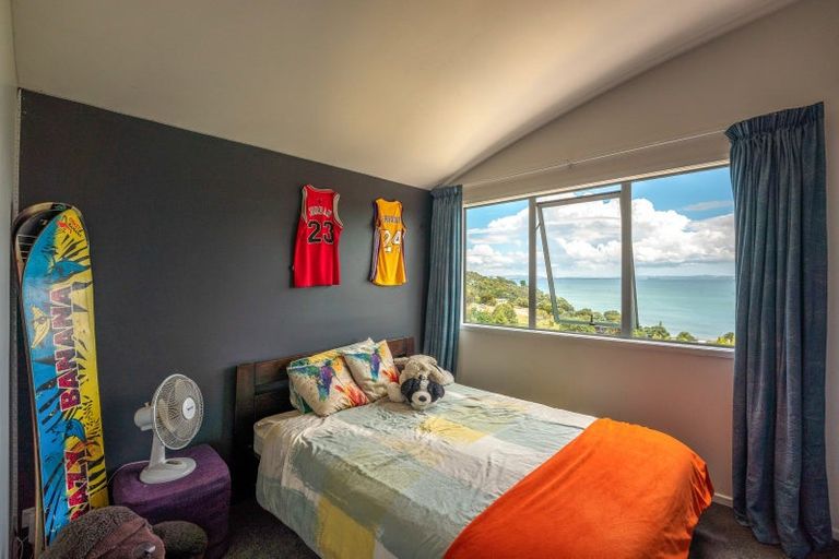 Photo of property in 12 Makora Avenue, Oneroa, Waiheke Island, 1081