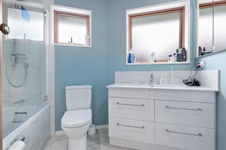 Photo of property in 22 Douglas Street, Frankton, Queenstown, 9300