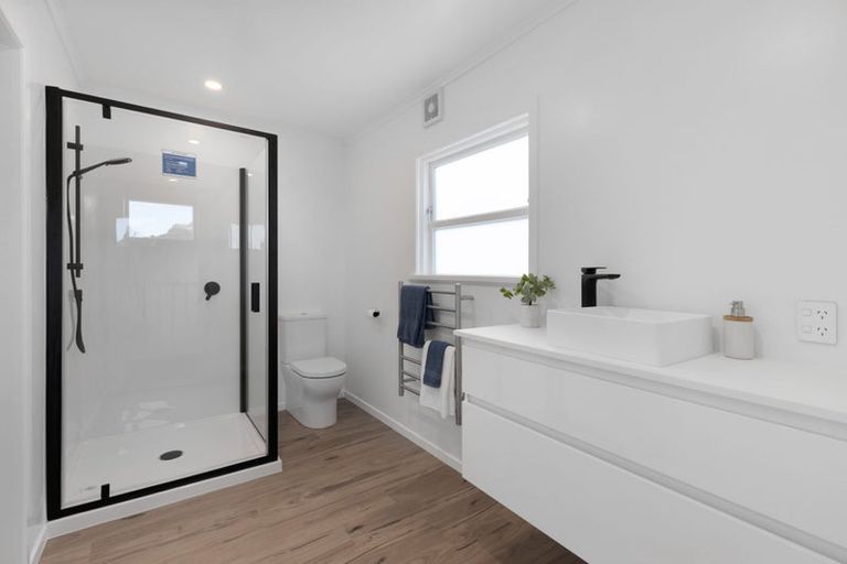 Photo of property in 62 Happy Valley Road, Owhiro Bay, Wellington, 6023