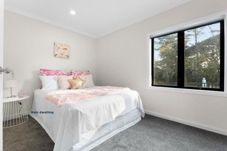 Photo of property in 65 Annett Road, Kumeu, 0891