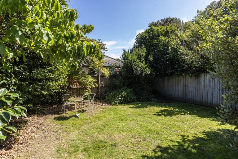 Photo of property in 13 Ashgrove Terrace, Somerfield, Christchurch, 8024