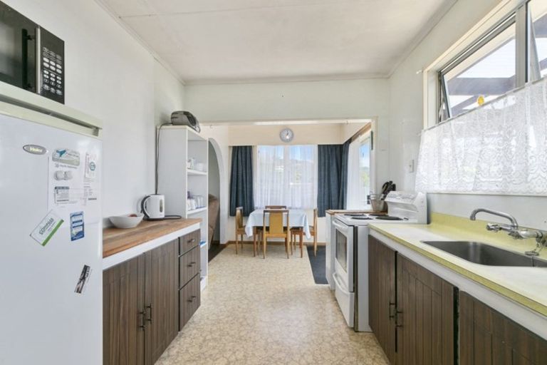 Photo of property in 58 Totara Street, Wainuiomata, Lower Hutt, 5014