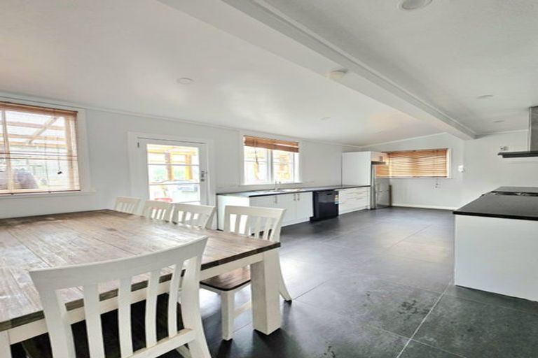 Photo of property in 24 Wilson Street, Newtown, Wellington, 6021