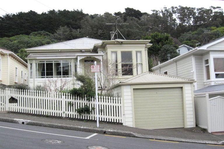 Photo of property in 24 Duncan Terrace, Kilbirnie, Wellington, 6022