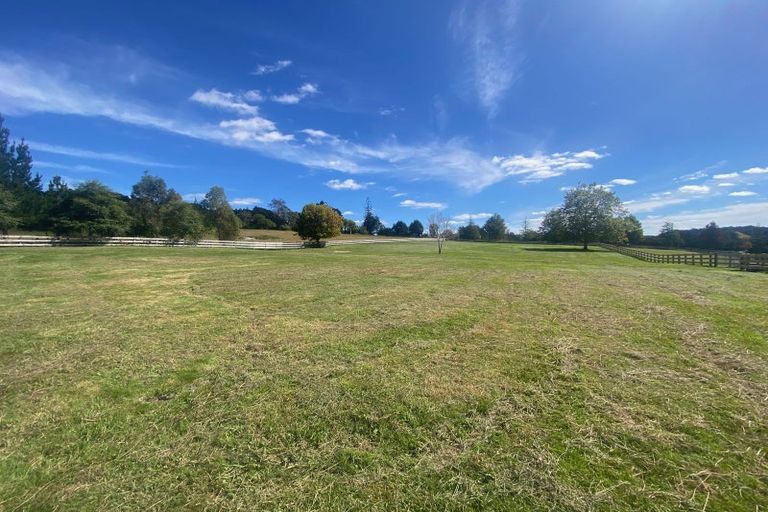 Photo of property in 98 Mahoenui Valley Road, Coatesville, 0793