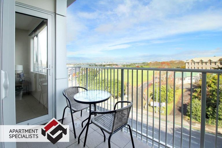 Photo of property in Shoal Haven Apartments, 112a/130 Anzac Street, Takapuna, Auckland, 0622