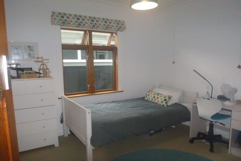 Photo of property in 32 Weka Street, Miramar, Wellington, 6022