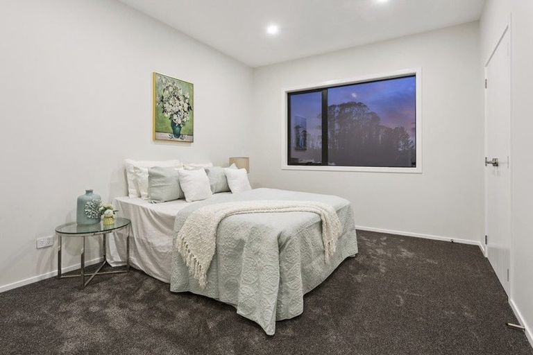 Photo of property in 1 Piwari Lane, Taupaki, 0782