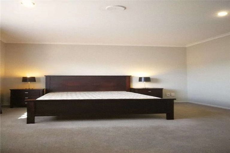 Photo of property in 19 Hornbill Drive, Fairview Heights, Auckland, 0632