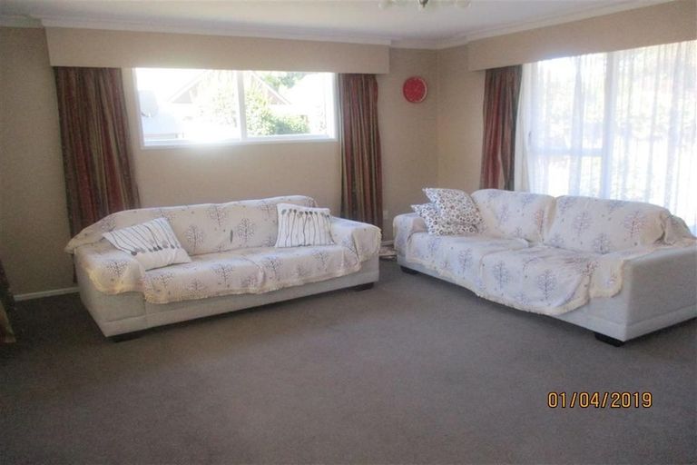 Photo of property in 5 Ostend Place, Avonhead, Christchurch, 8042