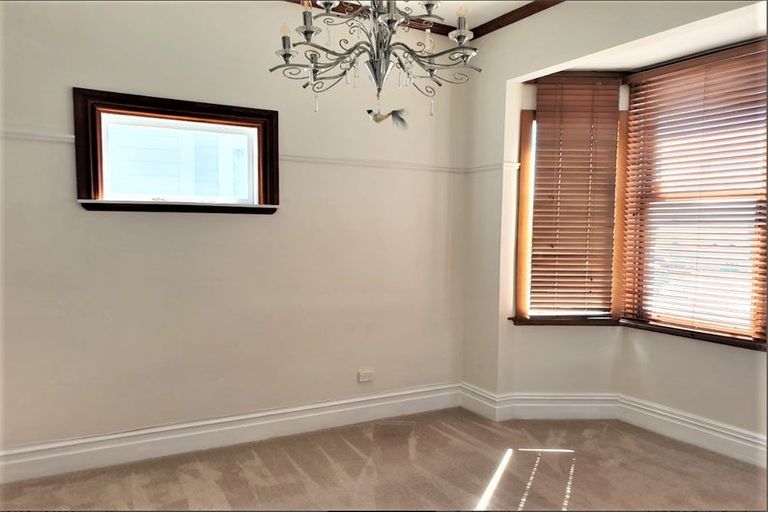 Photo of property in 23 Riddlers Crescent, Petone, Lower Hutt, 5012