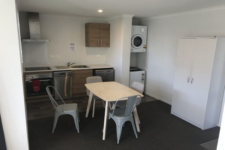 Photo of property in 1/28 Beatty Street, Melville, Hamilton, 3206