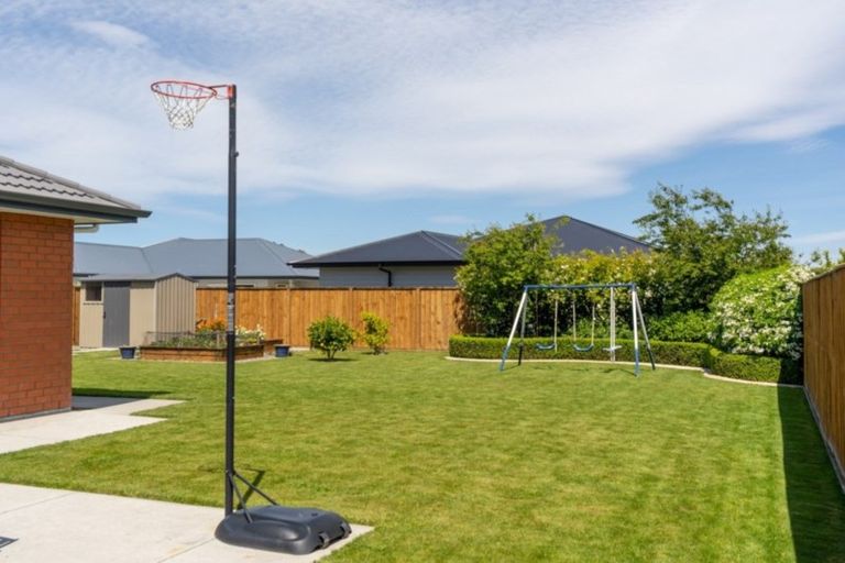 Photo of property in 48 Armstrong Avenue, Carterton, 5713