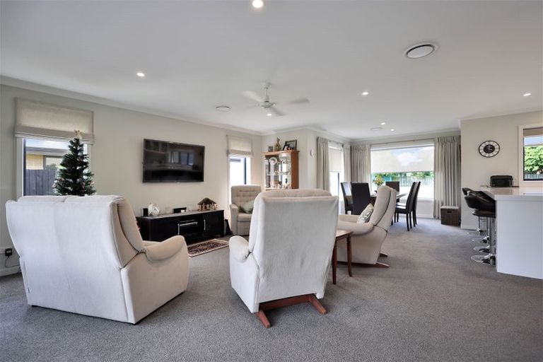 Photo of property in 7 Whiteoak Grove, Tinwald, Ashburton, 7700