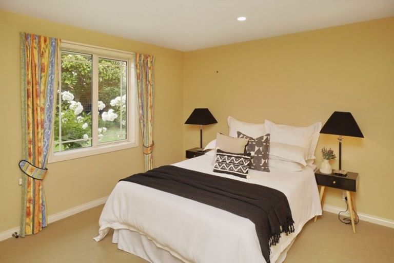 Photo of property in 15 Avon Gate, Russley, Christchurch, 8042