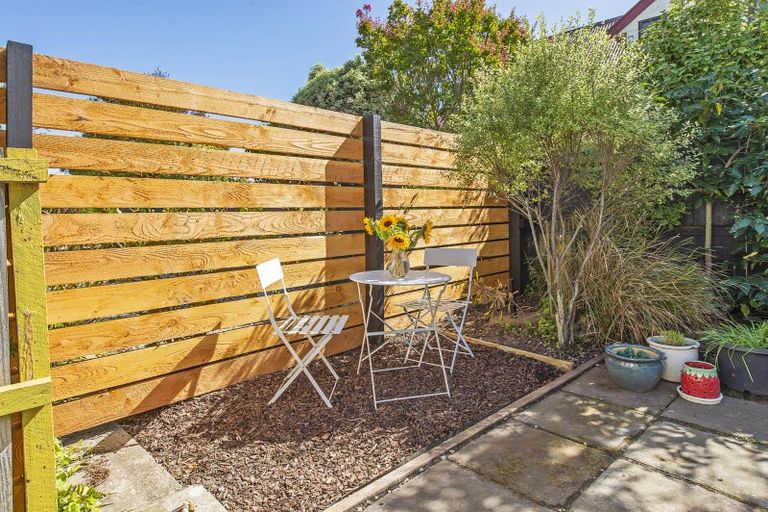 Photo of property in 16 Ensors Place, Waikuku Beach, 7402