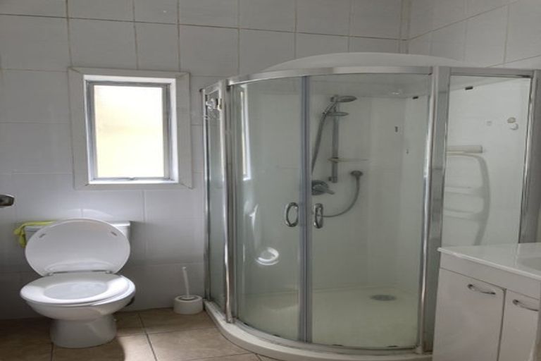 Photo of property in 96 Derwent Street, Island Bay, Wellington, 6023