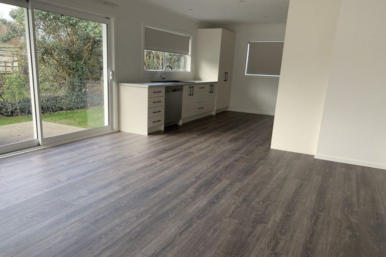 Photo of property in 4 Trinity Lane, Greytown, 5712