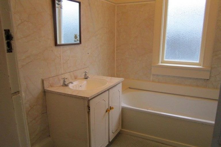 Photo of property in 84 Strickland Street, Sydenham, Christchurch, 8023