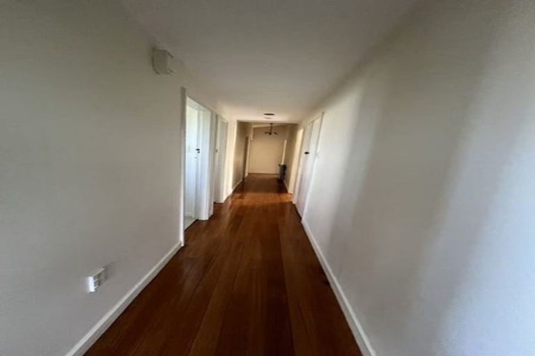 Photo of property in 26 Westburn Terrace, Burnside, Christchurch, 8041