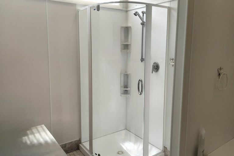 Photo of property in 3 Golf Road, Heretaunga, Upper Hutt, 5018