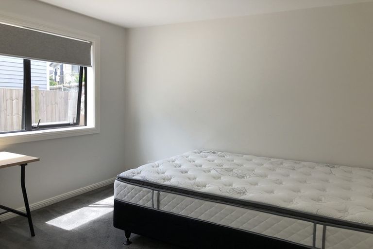 Photo of property in 9 Para Close, Fairview Heights, Auckland, 0632