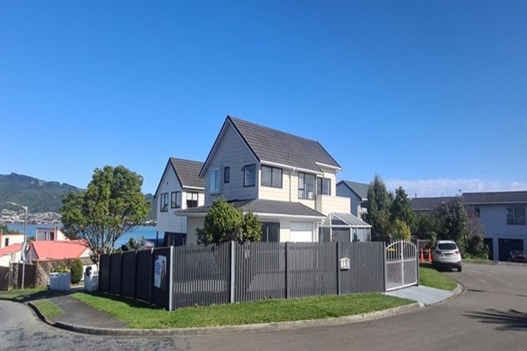 Photo of property in 1 Thurso Grove, Papakowhai, Porirua, 5024