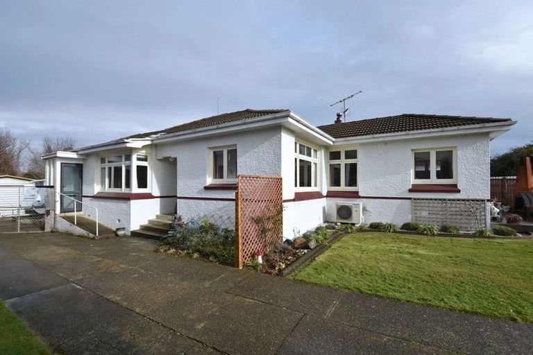 Photo of property in 37 Herriot Street, Richmond, Invercargill, 9810