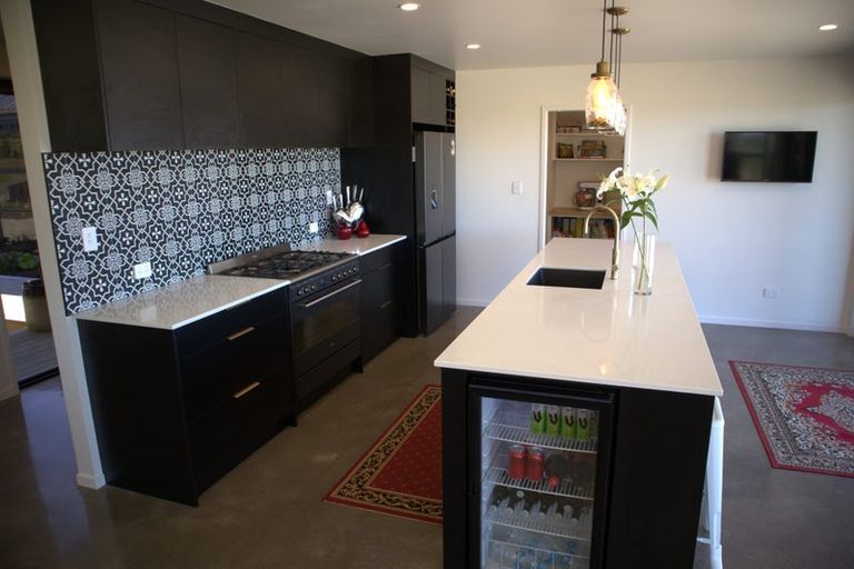 Photo of property in 1640 Mangorei Road, Mangorei, New Plymouth, 4371