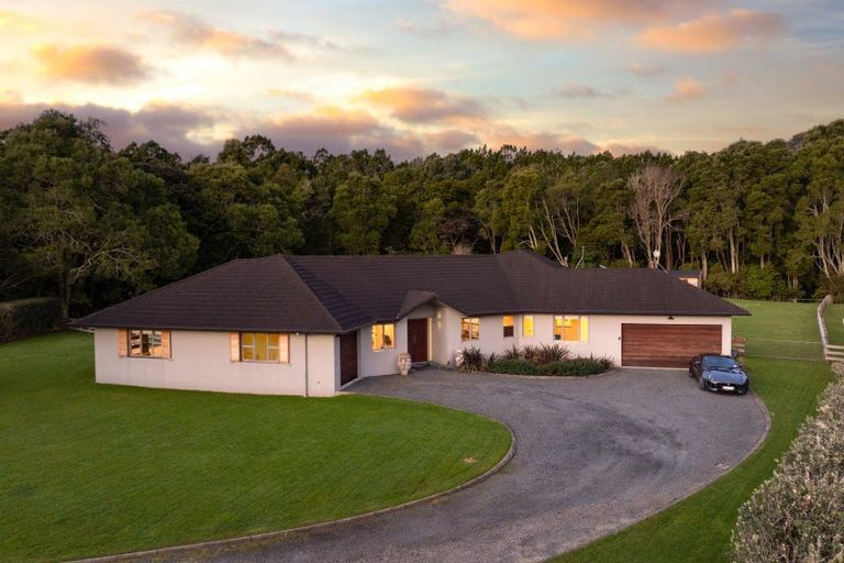 Photo of property in 38 Westminster Glen, Matakana, Warkworth, 0985