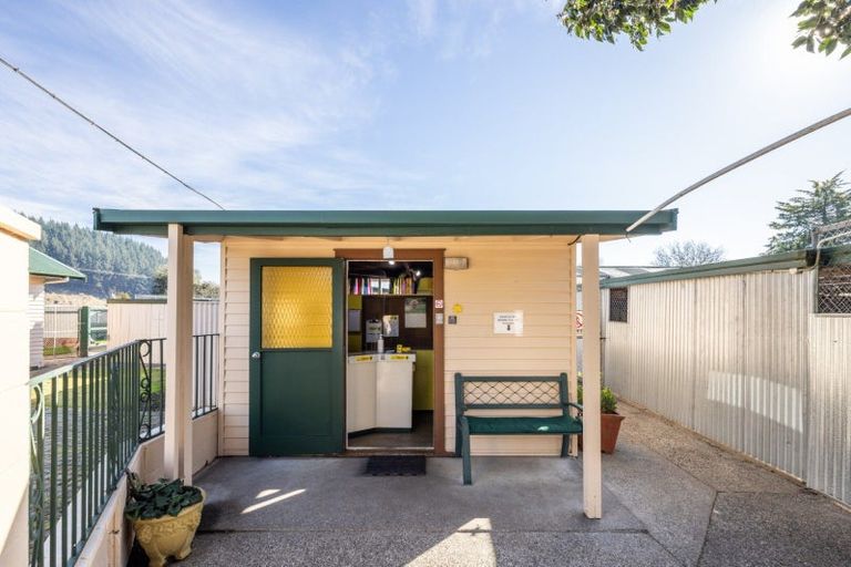 Photo of property in 5 Ellis Wallace Road, Eskdale, Napier, 4182