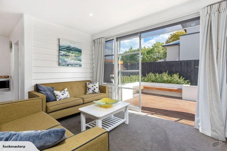 Photo of property in 27 Clifford Avenue, Merivale, Christchurch, 8014