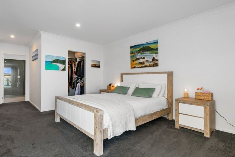 Photo of property in 34 Hiria Crescent, Papamoa Beach, Papamoa, 3118