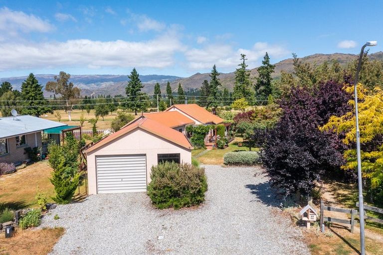 Photo of property in 77 Newcastle Street, Clyde, 9330