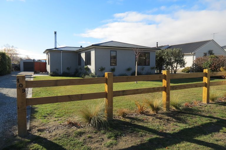 Photo of property in 109 Molyneux Avenue, Cromwell, 9310