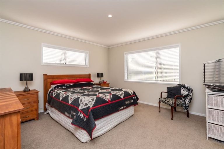 Photo of property in 2 Stingray Lane, Mangawhai Heads, Mangawhai, 0505