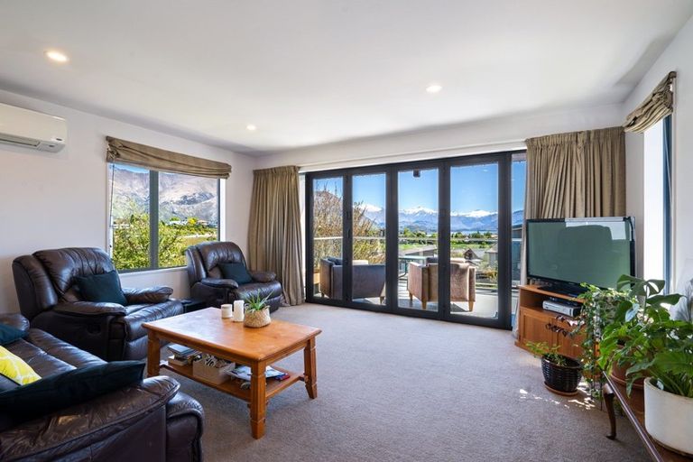 Photo of property in 107a Kings Drive, Wanaka, 9305
