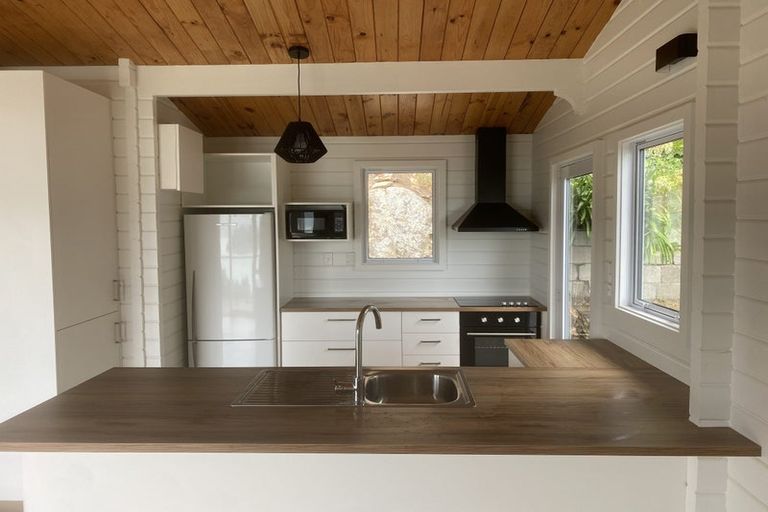 Photo of property in 31 Bayview Road, Charteris Bay, Lyttelton, 8971